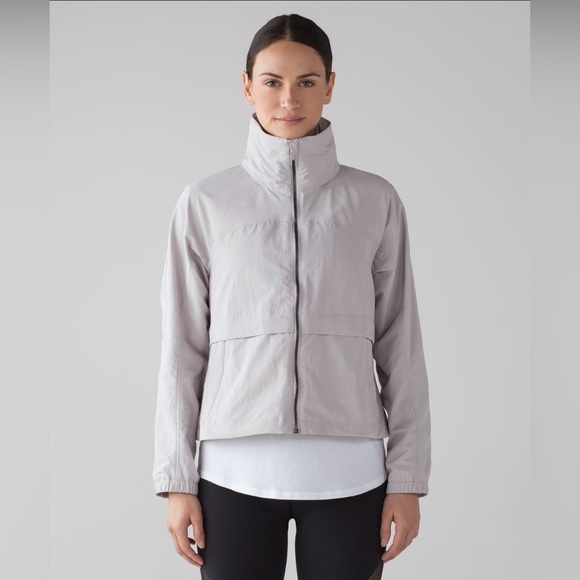 Lululemon Effortless Jacket - Picture 4 of 13